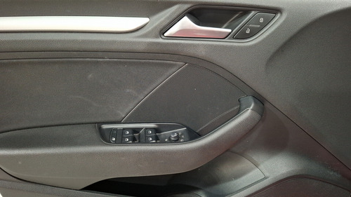 Audi A3 1.8 TFSI AMBIENTE S TRONIC