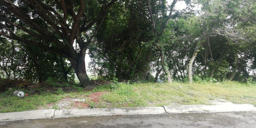 Terreno Urbano En Club De Golf Hacienda San Gaspar, Jiutepec, Morelos - Crb-851-tu