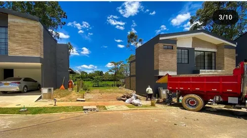 Lote En Venta En Llanogrande. Cod V13361