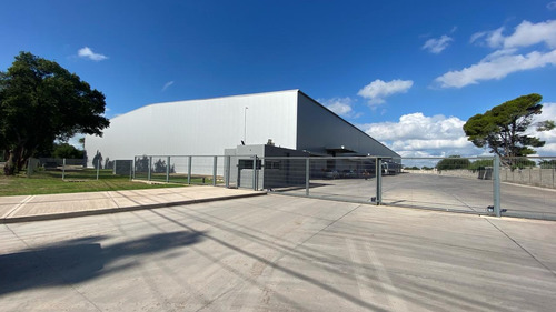 Alquiler Los Boulevares 2800 M2 Centro Logístico De Gran Calidad Seguridad