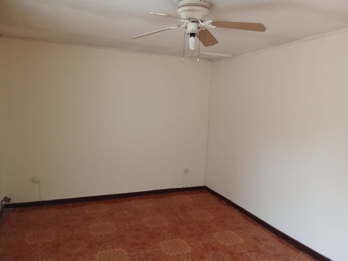 Venta Casa 3d 2b, 264 M2 Total,metro Conchalí, Directo Dueña