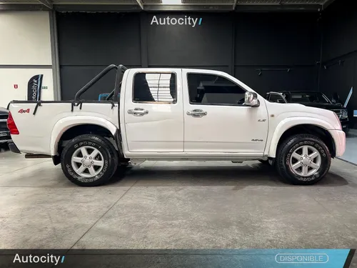 Chevrolet LUV D-MAX V6 3.5 4x4 Gasolina Doble Cabina