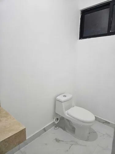 Casa (2p + 4 R) En Privada Morera En Cholul