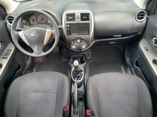 Imagen 12 de 15 de Nissan March Advance Mt 2020