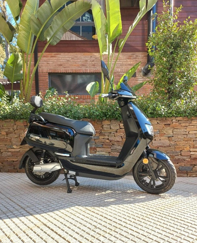 Imagen 4 de 10 de Moto Electrica Robo-s R-bot Litio Scooter Sunraleloir
