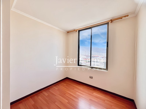 Depto Arriendo, Nicolas Tirado