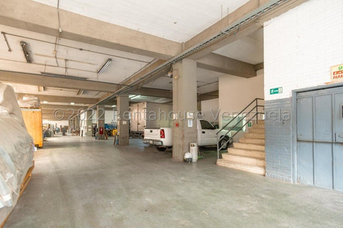 Edificio Industrial En Venta En La California Norte Mls #23-7537