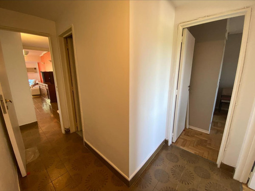 Imagen 13 de 24 de Venta Excelente Departamento 5º Piso De 4 Ambientes En Pleno Centro De Adrogue
