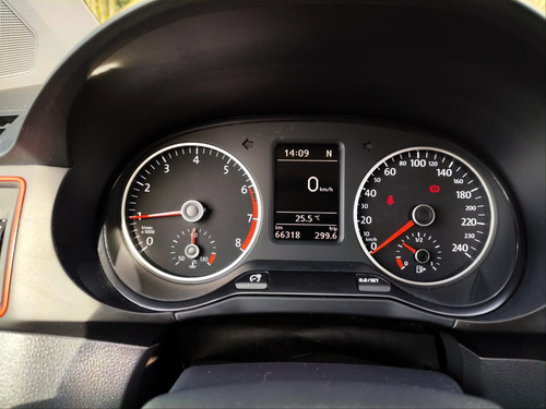 Volkswagen Fox 1.6 MSI PEPPER 16V FLEX 4P AUTOMATIZADO