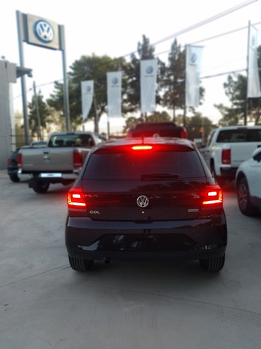 Imagen 9 de 14 de Volkswagen Gol Trend 1.6 Mt Trendline 101cv 2021