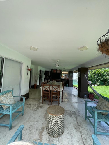 Hermosa Casa Country La Arboleda