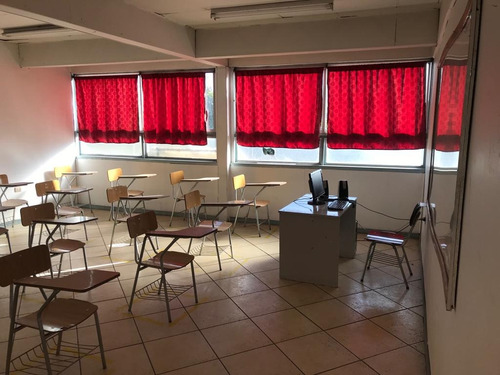 Se Arrienda Gran Propiedad Comercial, Ubicada En Gran Av.