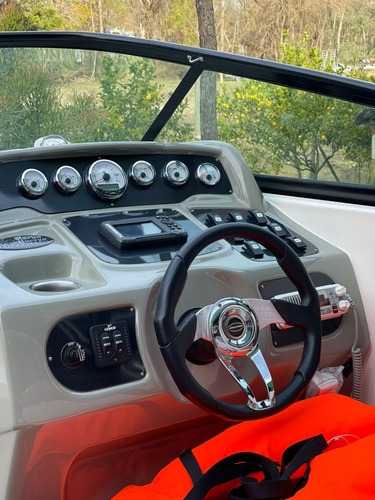 Imagen 9 de 17 de Canestrari 245 2021 Mercruiser V8 300 22hs De Uso Nueva