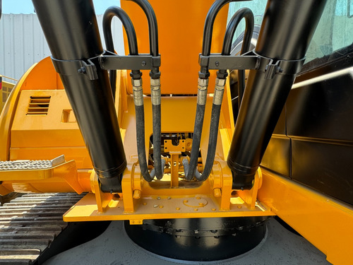 Excavadora Jcb