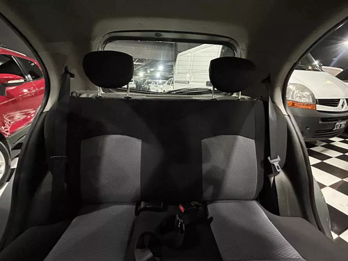 Nissan March 1.6 Sr 107cv
