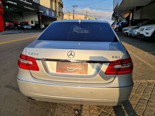 Imagem 4 de 11 de Mercedes-benz E 250 1.8 Cgi Avantgarde 16v Gasolina 4p