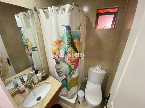 Casa Un Piso 5d 3b En Condominio, Venta San Juan Machalí