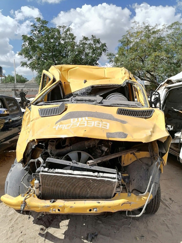 Imagen 3 de 9 de Desarmo Mercedes Benz Sprinter 315 Cdi 2016 Por Partes