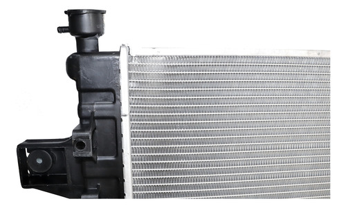 Radiador Agua Grand Cherokee 4.7 L 01-04 C/s Aire Automatica