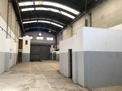 Imagen 16 de 17 de Depósito - Villa Ballester