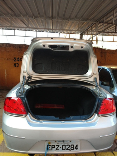 Fiat Linea 2010 1.9 16v Lx Flex 4p