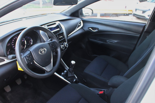 Imagen 5 de 8 de Toyota Yaris