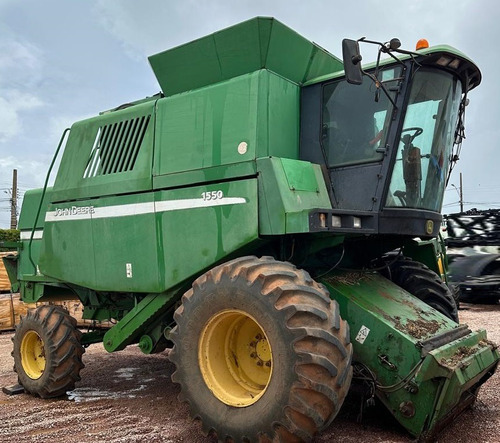 Colheitadeira John Deere 1550 Ano 2004