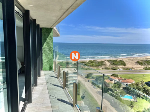 Venta De Apartamento Mono Ambiente En Surfside Punta Del Este