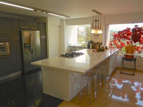 Imagen 4 de 18 de Se Vende Apto 202m2 4h/5b/2p Chulavista 7106