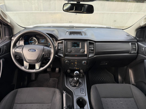 Ford Ranger XL 2.2L MT 4X2