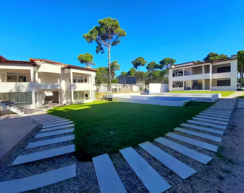 Alquiler Pinamar 2 Amb.c/ Parrilla + Piscina, Temporada 2026
