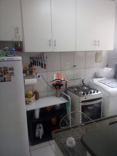 Imagem 6 de 11 de Ótimo Apartamento 02 Quartos Com Armários - 2600