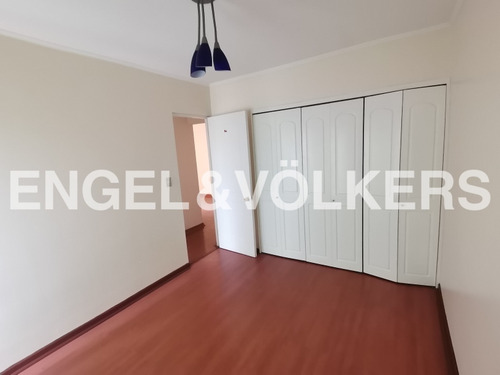 Casa En Sector Residencial A Excelente Valor