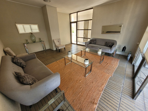 Cpm Vende Espectacular Depto.2d 2b En Santiago/ Nataniel Cox