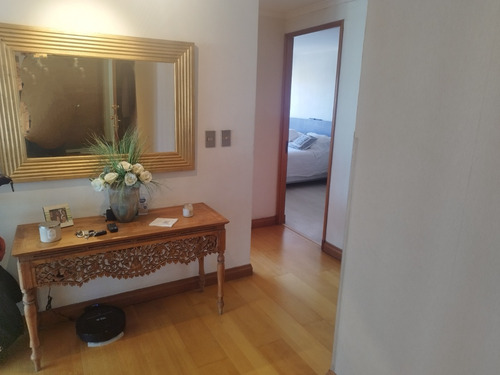 Departamento En Inmejorqable Ubicacion En Las Condes