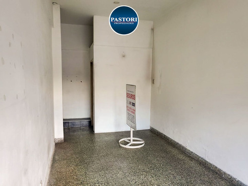Imagen 5 de 12 de Local En Alquiler De 21 Mts Sin Expensas