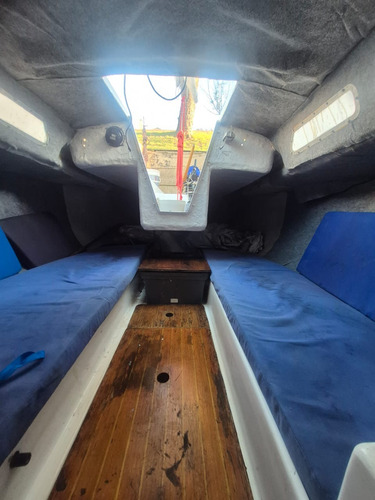 Velero 23 Pies Con Motor Fuera De Borda Power Tec 5hp De 4 T