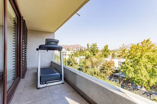 Amplio Penthouse Con Terraza Panorámica, 3 D + Escritorio