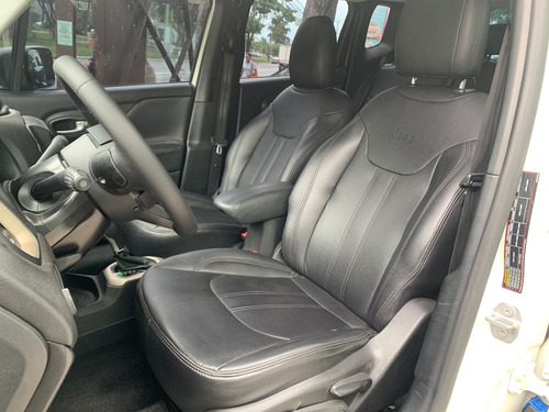 Jeep Renegade Jeep Renegade 1.8 4x2 (Aut) (Flex) (PCD)
