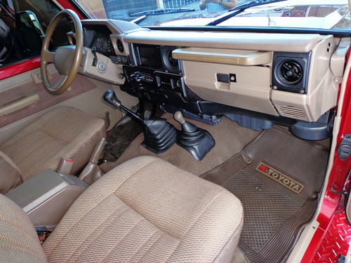 Imagen 7 de 18 de Toyota Macho Lx 1995 V6 4x4 Sincrónico 100% Original