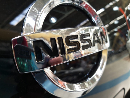 Nissan Tiida Sl.mec+teto+couro Completo