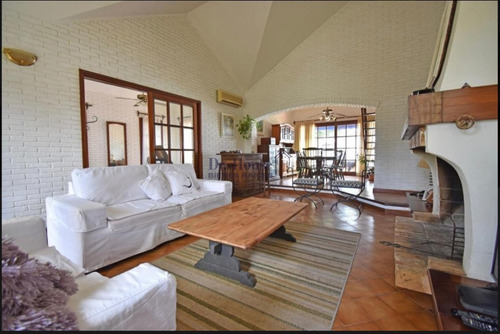 Chalet Tradicional En Jardines De Córdoba- Ref: 287