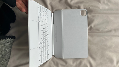 Magic Keyboard Para iPad - En Caja