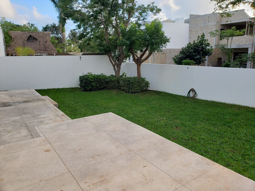 Imagen 6 de 25 de Casa Super Amplia En Lagos Del Sol Cancun