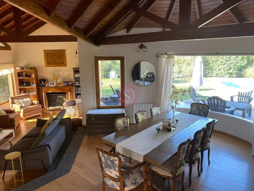Casa En Venta En Mapuche Country Club, Pilar, G.b.a. Zona Norte