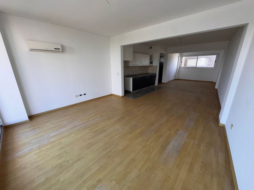 Colegiales Departamento Balcon Al Frente Cochera