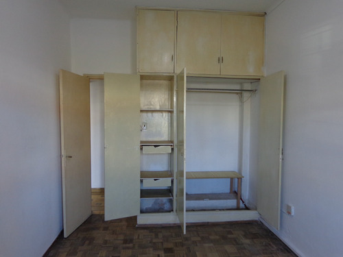 Apartamento Un Dormitorio Frte. A Plaza Italia