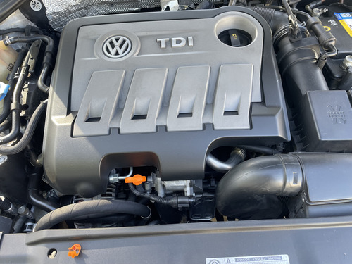 Volkswagen Vento 2.0 Advance I 110cv