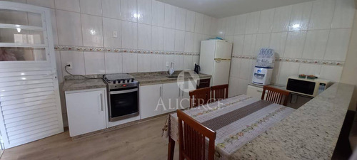 Imagem 6 de 24 de Casa 5 Dormitórios, 300 M² Por R$ 790.000 - Estreito - Florianópolis/sc - Ca0019