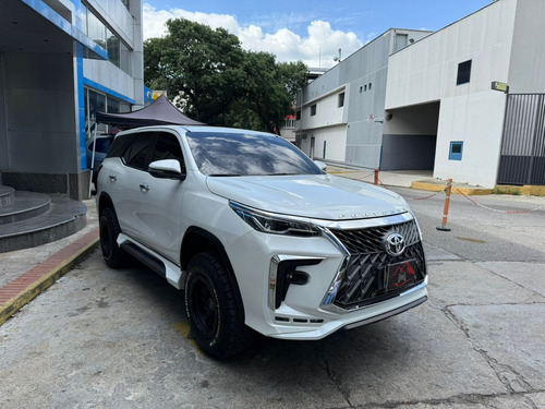 Toyota Fortuner Dubai 2023